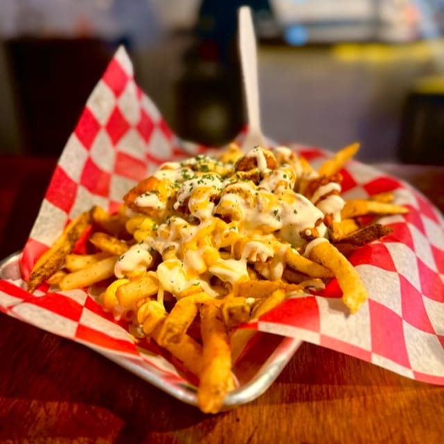 Mac N Cheese Loaded Fries.